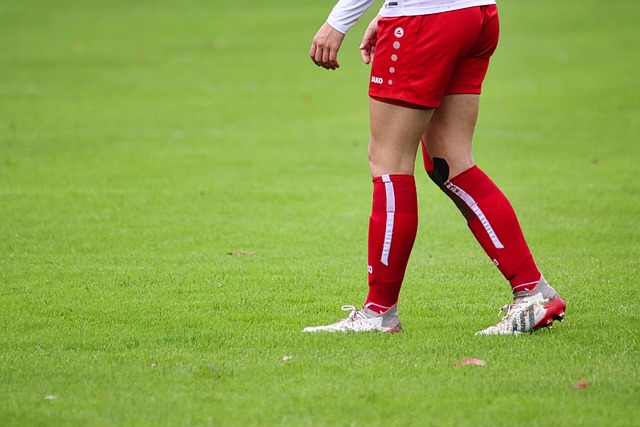 迈阿密公开赛,纳瓦罗遗憾落败杜卡努,成为第二位止步首轮的TOP10选手.